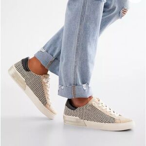 DOLCE VITA / Zina Low Top Raffia Sneaker/NEW / no box / 9